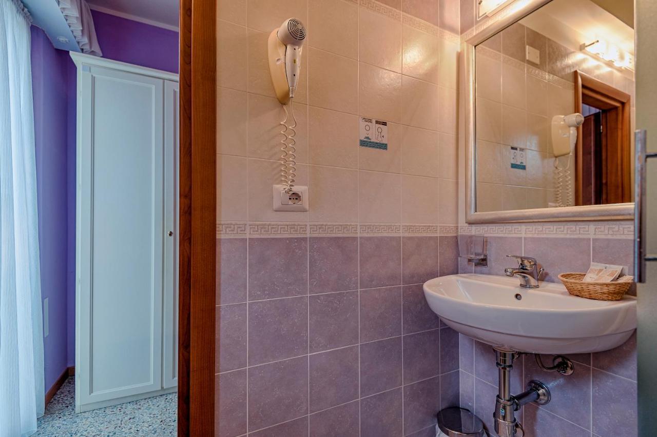 Hotel Plaza Gabicce Mare Ngoại thất bức ảnh