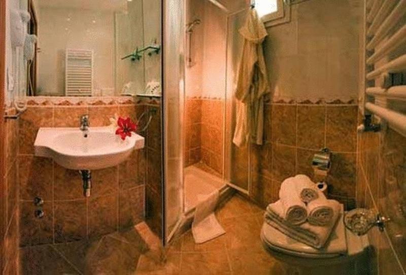 Hotel Plaza Gabicce Mare Ngoại thất bức ảnh